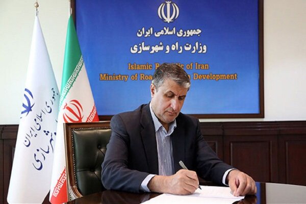 امضا تفاهم‌نامه برقی کردن راه‌آهن حومه‌ای تهران- گرمسار 