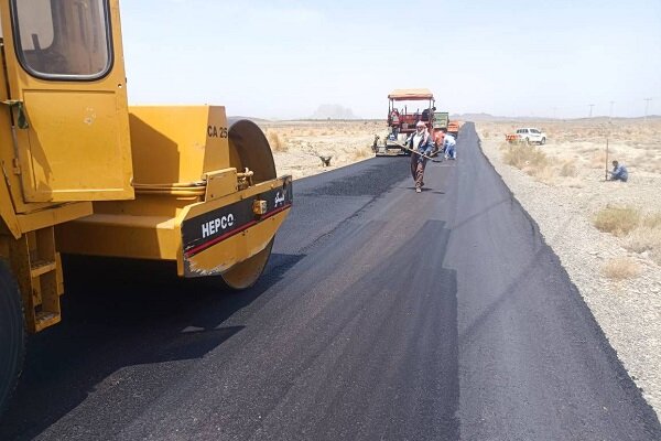۴۰۰ کیلومتر راه روستایی در استان کرمان آسفالت می‌شود