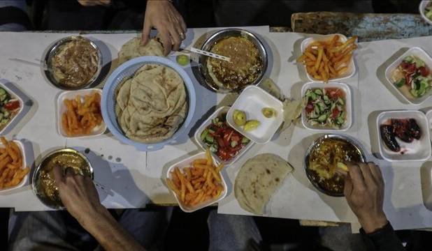 الگوی علمی تغذیه در رمضان؛ از افطار سبک تا سحری هوشمندانه
