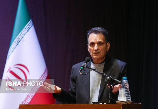 عضو هیئت علمی دانشگاه فردوسی مشهد: دانشگاه عقل منفصل جامعه است