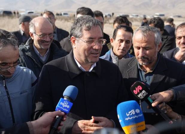 طرح‌های تثبیت ریزگردهای نمکی نقش موثری درکاهش مخاطرات زیست‌ محیطی دارد