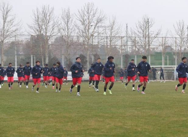 ادامه تمرینات فشرده تیم فوتبال جوانان در مرکز ملی