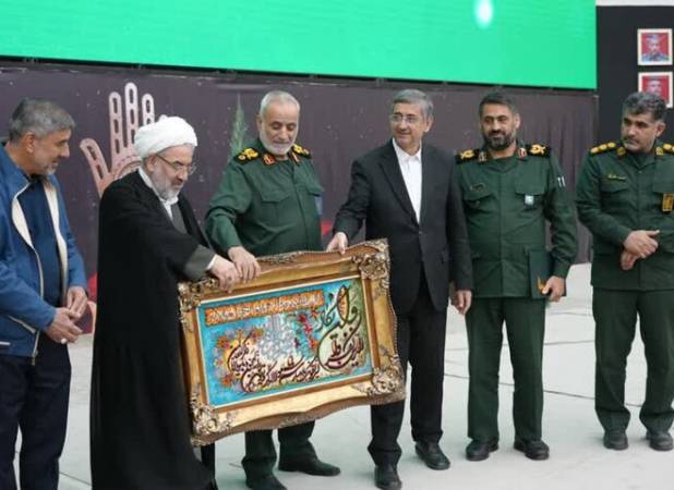 گردهمایی پیش‌کسوتان سپاه لرستان برگزار شد