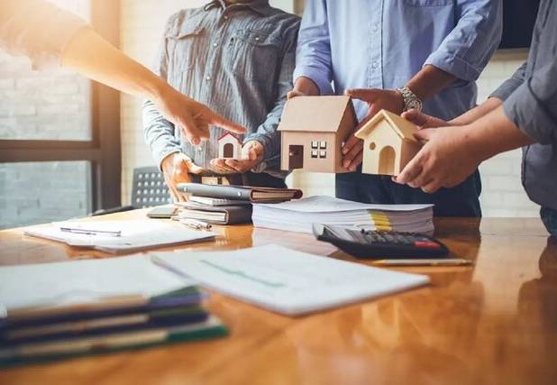 ایجاد محدودیت اعلام قیمت در سایت‌ها برای مقابله با گرانی در بازار املاک