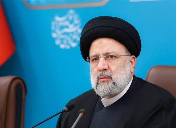 از مواضع به‌حق و منطقی خود عقب‌نشینی نمی‌کنیم