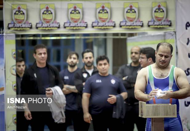 از عملکرد تیم حفاری در لیگ برتر راضی‌ام/ هدف ما پشتوانه‌سازی برای تیم‌ملی وزنه‌برداری است