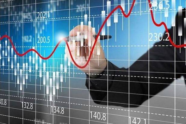 بورس دست حقوقی ها است و وزارت اقتصاد بهتر عمل کند