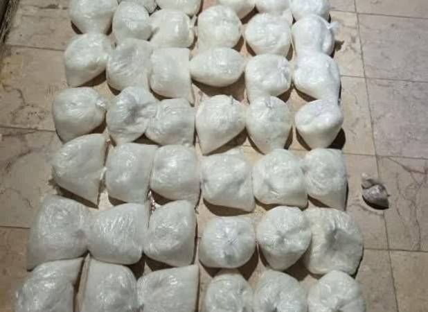 کشف ۱۳۵ کیلوگرم «شیشه» در عملیات یگان ویژه تکاوری فراجا