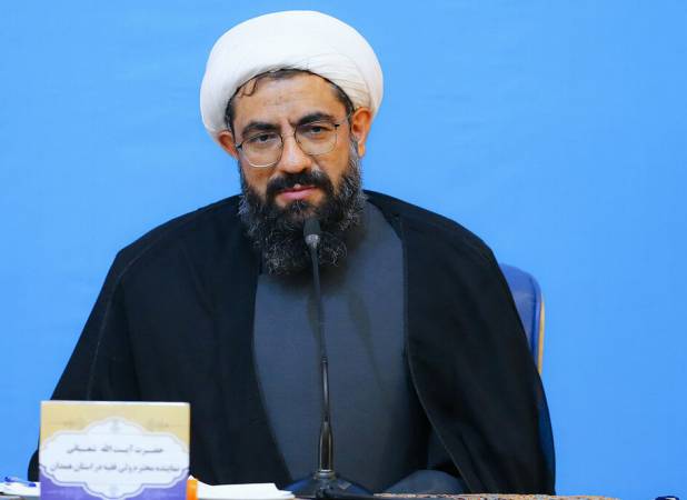 مگر می‌شود رهبر انقلاب را با پهلوی‌ها مقایسه کرد؟