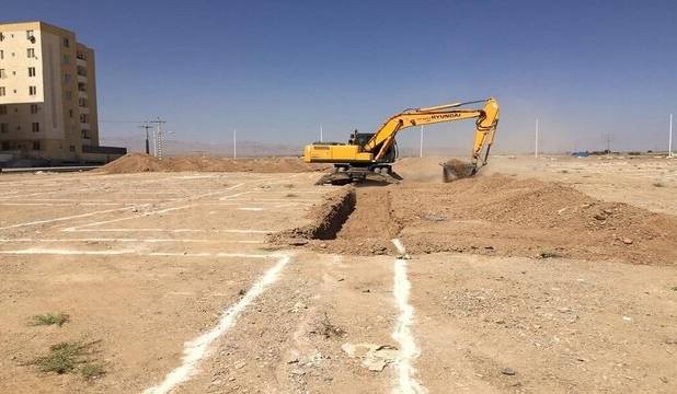 واگذاری ۱۰۰ قطعه زمین به خانواده‌های دارای سه و چهار فرزند در زواره