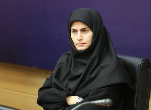 مرادخانی: بخشنامه‌های متناقض مشکل اصلی صادرکنندگان زنجانی است