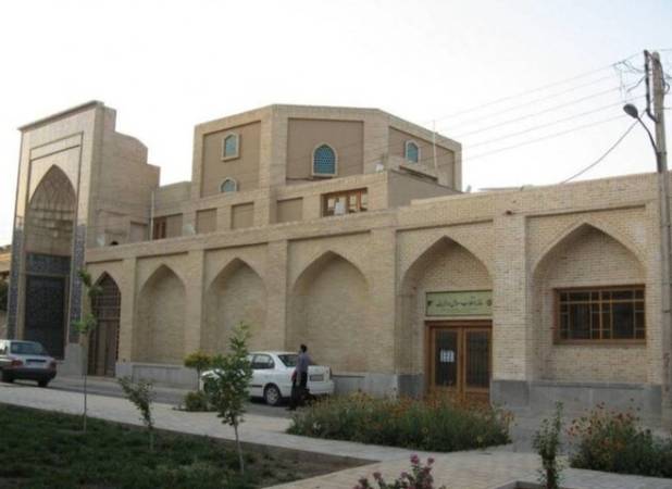 آتش تنها شعله نبود، حافظه تاریخی بود که می‌سوخت