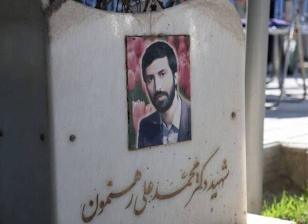 پزشکی که در خط مقدم جنگ، نماز صبحش را با شهادت به پایان رساند