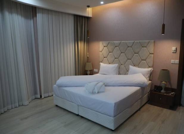 توسعه زیرساخت‌های اقامتی و گردشگری قم نیازمندنگاه ویژه مدیریت شهری است