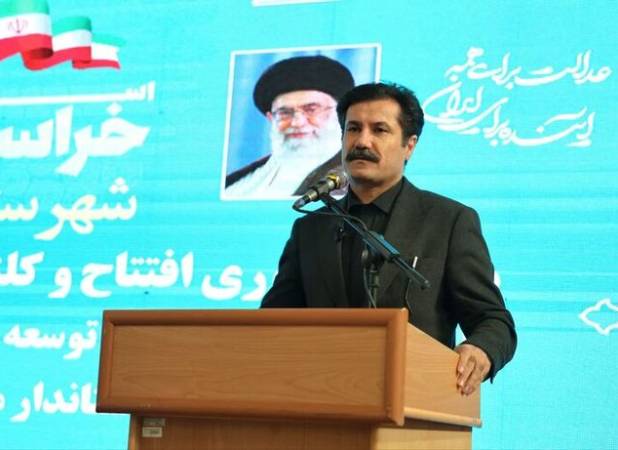 اشتغال پایدار، توزیع عادلانه اعتبارات و بهره‌گیری از ظرفیت‌های مرزی، محور سیاست‌های دولت