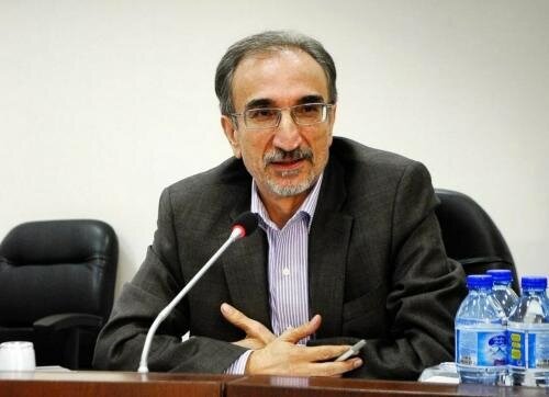 ورود آب به زاینده‌رود ارتباطی به کارون ندارد 