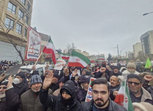 طنین شعار مرگ بر آمریکا و مرگ بر اسرائیل در راهپیمایی ۲۲ بهمن اردبیل