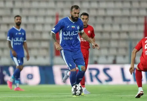 زور تراکتور به استقلال نصف‌ونیمه نرسید!