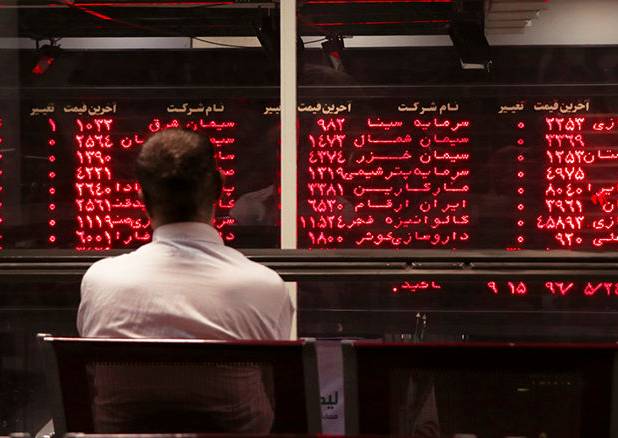 سقوط شاخص کل به زیر ۱.۴ میلیون واحد