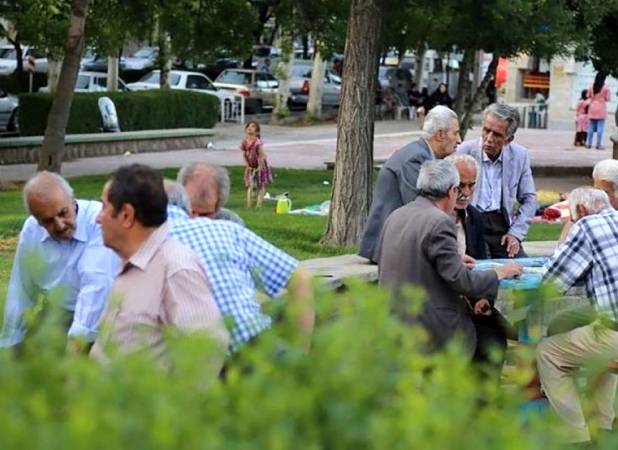 واریز حقوق اردیبهشت بازنشستگان با احکام جدید