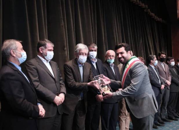 انتخاب مدیرعامل مشهدی به عنوان مدیر جوان نمونه کشور