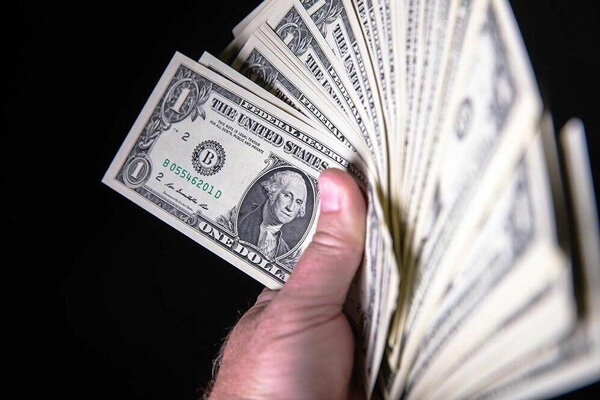 کاهش ارزش دلار در بازارهای جهانی 