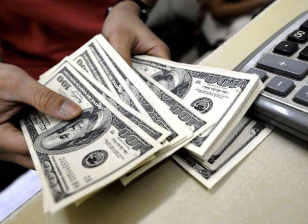 شوک به قیمت دلار بعد از توافق ایران و آژانس 