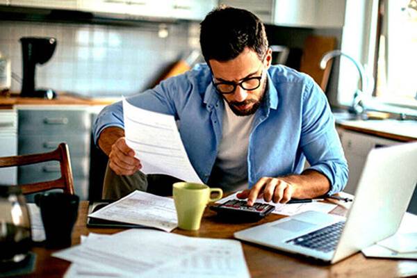 نکاتی برای مراقبت از چشم‌ها در مواقع دورکاری