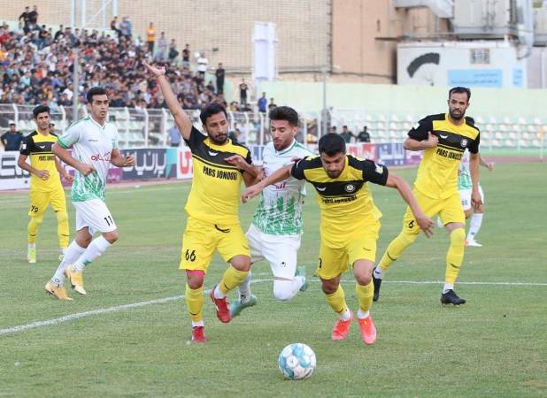 تساوی در روز برتری مطلق خيبر