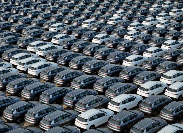 تصمیم تازه مجلس برای بازار خودرو؛ واردات جان می‌گیرد؟