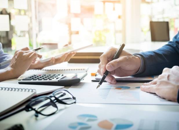 الزام دستگاههای اجرائی به انتقال حسابها به خزانه‌داری 