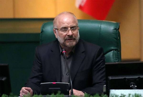 کمیسیون اقتصادی قیمت‌های بازار را بررسی کنند