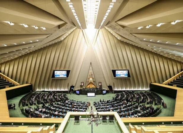 مجوز دولت برای دریافت ۲۰ میلیارد یورو فاینانس 