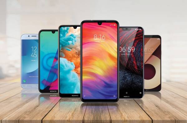 رشد سهم دولت از واردات موبایل در لایحه بودجه 