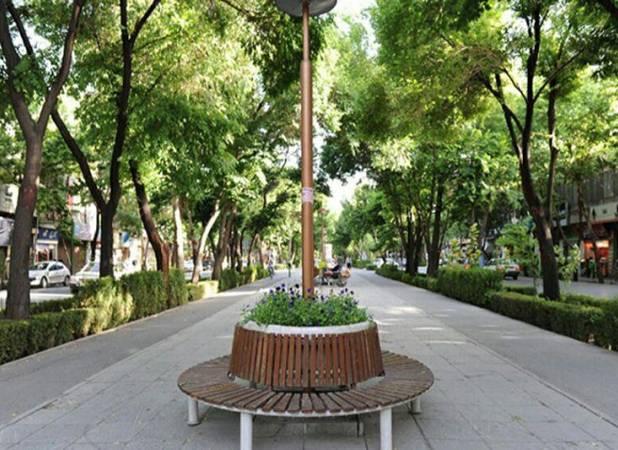 نگاهی به کارکرد موفق اصفهان در مبلمان شهری