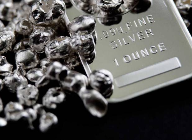 قیمت نقره با افزایش در بازار داخلی بازگشایی شد