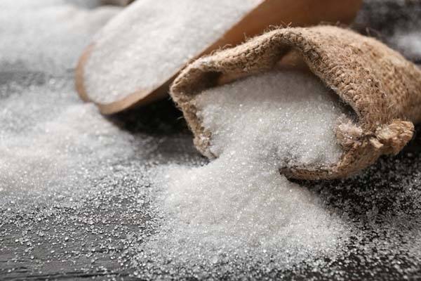 دو نرخی بودن شکر عامل فساد در بازار