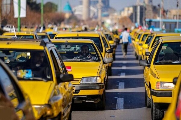 رانندگان تاکسی در تهران ۳ میلیون تومان وام می گیرند
