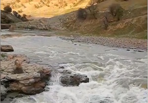 ممنوعیت تردد و توقف در حاشیه رودخانه‌های لرستان
