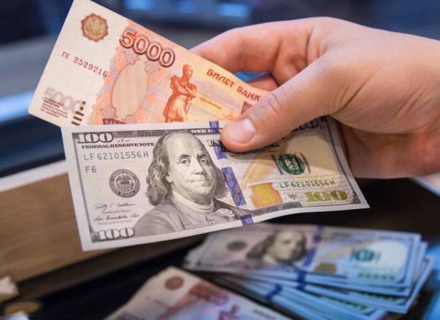 تراز حساب جاری ایران ۷۰۹ میلیون دلار منفی شد