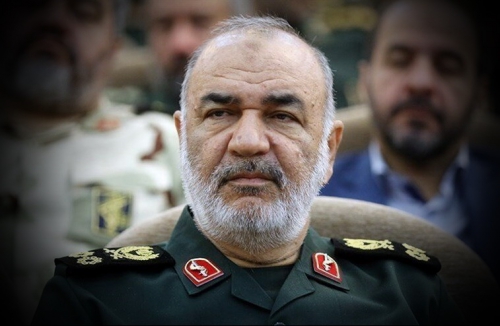 دشمنان ما در سراشیبی سقوط و افول هستند