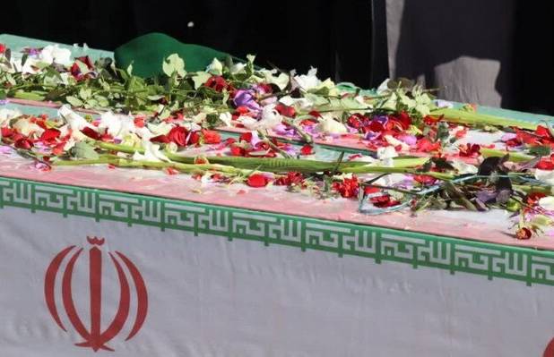 تشییع پیکر مطهر ۸۴ شهید قهرمان ناوشکن دنا 