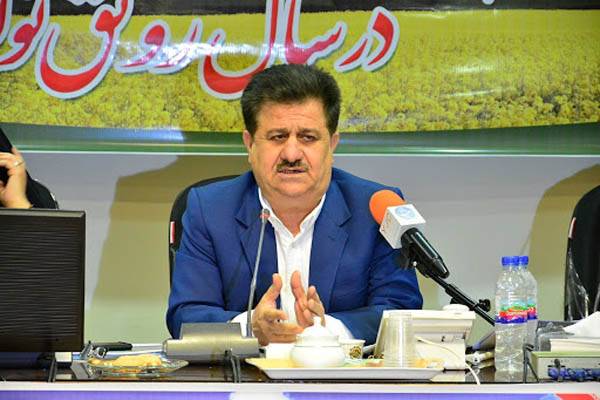 حمله ملخ ها می توانست ۱۲ میلیارد تومان خسارت وارد کند