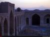 حکم شلاق و زندان پرستو احمدی قطعی شد | دادگاه تجدیدنظر قم حکم پرونده «کنسرت کاروانسرا» را تأیید کرد