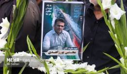 ناخدا بیگی: تا آخرین قطره خون انتقام شهدای ناوشکن دنا را می‌گیریم