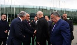 دکتر قالیباف باکو را به مقصد تهران ترک کرد