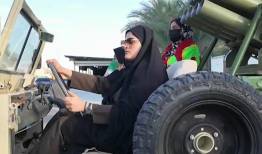 رژه نظامی بانوان سراوانی در حمایت از ایران+فیلم