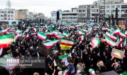 آغاز اجتماع بزرگ «دختران جان‌فدای ایران» در تهران