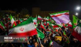 ۵۰ شب گردهمایی در پنج میدان اصلی شهر