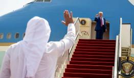 شوخی ترامپ با سران اعراب ؛ هنوز گوشی دست‌تان هست؟